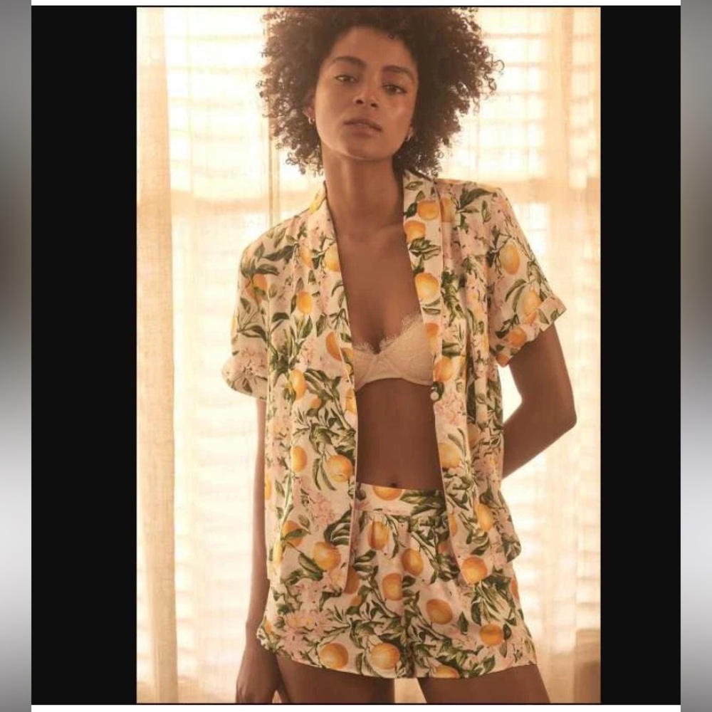 Anthropologie Silky Fruity Spring Lemon Pajama Lounge Short Sleeve Top Size S